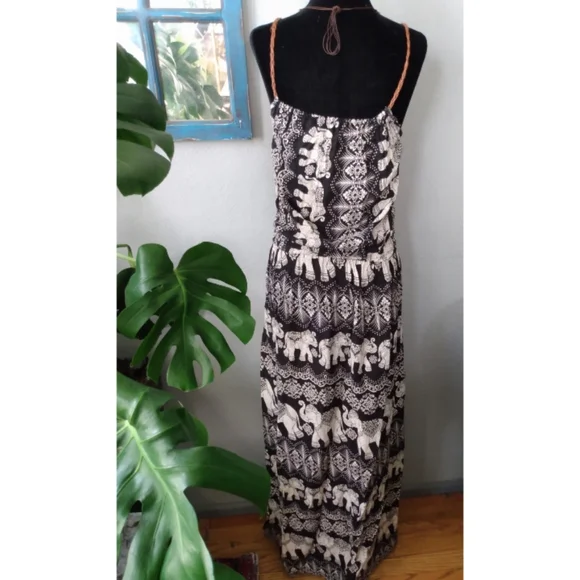 Elephant Print Boho Maxi Dress - Picture 5 of 6